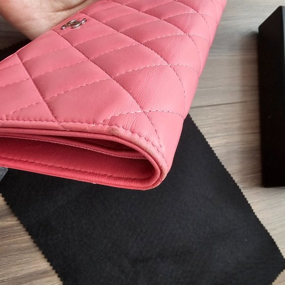 CHANEL Pink Quilted Wallet - Picture 10 of 11